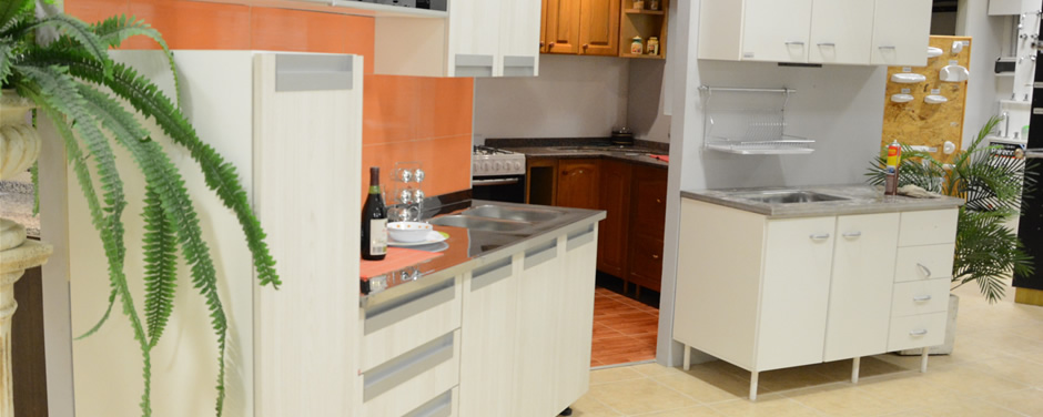 Dentro de este sector también se exhiben amoblamientos de cocina.