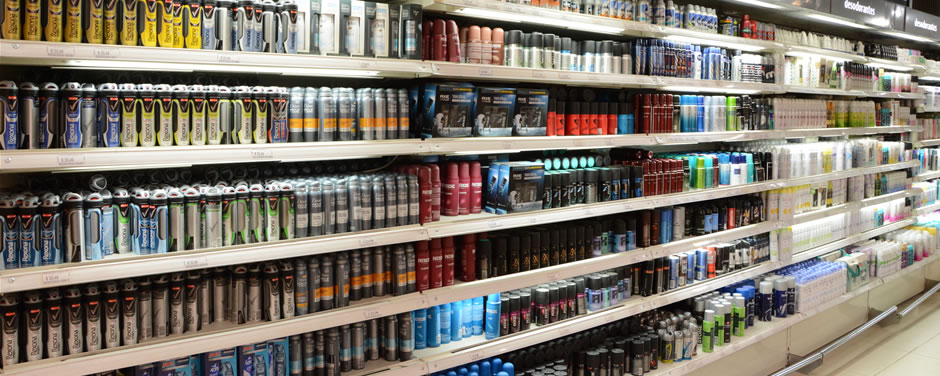 Fragancias nacionales e importadas, con selectos estuches para obsequiar o regalarse y sorprender en una ocasión especial