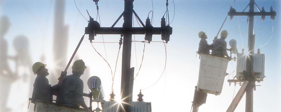 La Agrícola Regional Coop. Ltda. presta los servicios de provisión de energía eléctrica en modalidad monofásica y trifásica, mediante líneas de baja, media y alta tensión