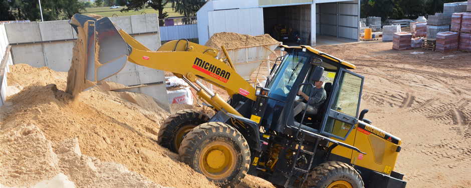 Se ha trasladado y acondicionado el dep⊛sito de áridos, ladrillos y viguetas en calle Illia, Acceso Sur a Crespo.